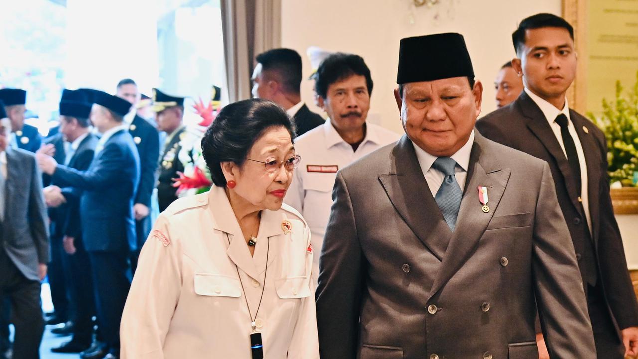 VIDEO: Pesan Persatuan Prabowo Depan Gibran & Megawati "Perbedaan Jangan Jadi Sumber Gontok-gontokan"