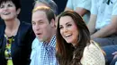 'Kate mengidam makanan pedas. Dia makan kari yang sangat pedas dan pizza dengan setumpuk bubuk cabai. Ketika hamil George dan Charlotte, ia juga menyukai makanan yang sangat pedas,' ungkap seorang sumber. (Bintang/EPA)