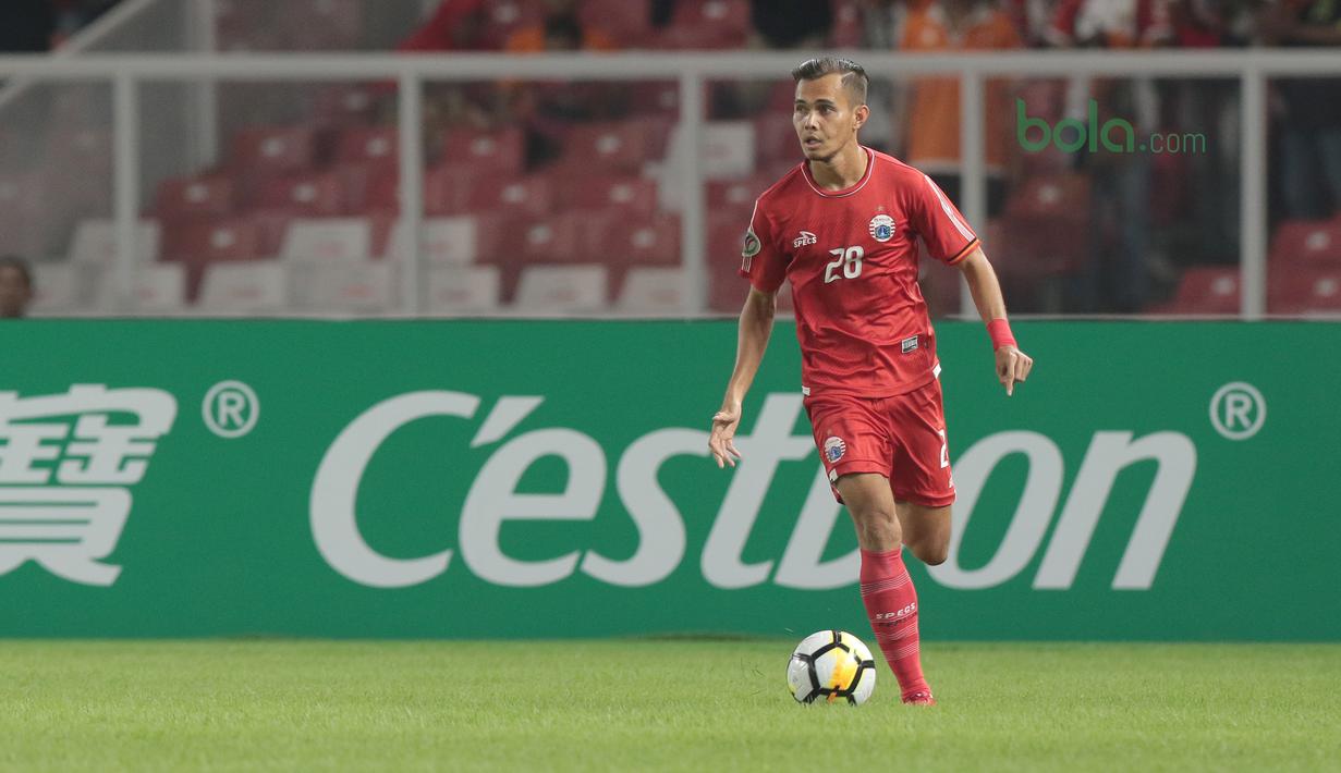 Gol Rezaldi Hehanussa pada laga di Stadion Utama Gelora Bung Karno (SUGBK), Rabu (28/2/2018), tercatat sebagai gol terbaik Piala AFC 2018 pilihan Netizen dengan meraih suara sebanyak 85.313. (Bola.com/Nick Hanoatubun)