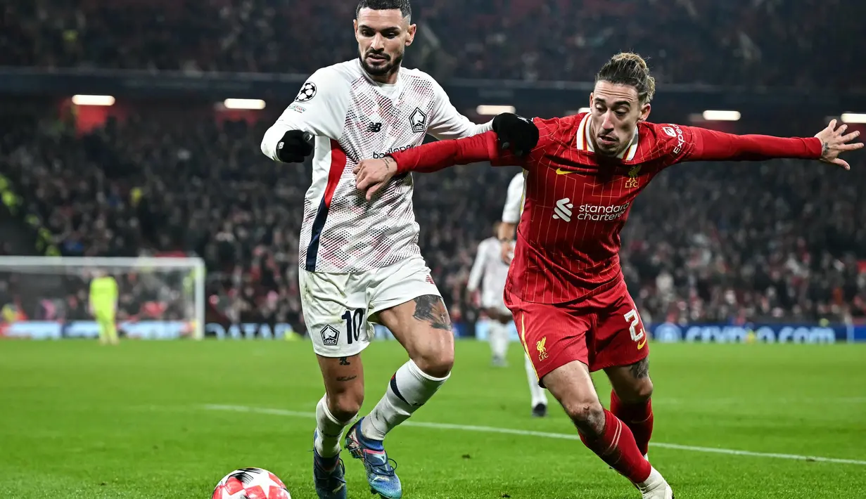 Di babak kedua, Liverpool tampil kian agresif. Sementara, tim tamu terus berupaya mengejar ketinggalan. (Paul ELLIS/AFP)