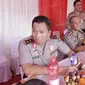 Kapolda Metro Jaya, Moechgiyarto memberikan keterangan perss terkait pengamanan Final Torabika Bhayangkara Cup 2016 di Stadion Gelora Bung Karno, Senayan, Jakarta, Rabu (2/4/2016). (Bola.com/Nicklas Hanoatubun)