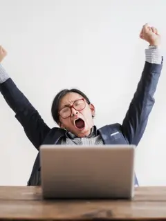 Sering mengantuk di siang hari merupakan tanda alarm dari tubuh, apa penyebabnya?/copyright pexels/Andrea Piacquadio