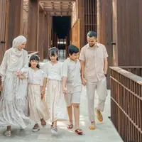 Potret Kebersamaan Shireen Sungkar Bersama Suami dan Ketiga Anaknya (Instagram/@shireensungkar)