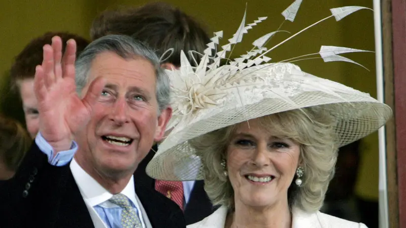 [Bintang] Pangeran Charles dan Camilla