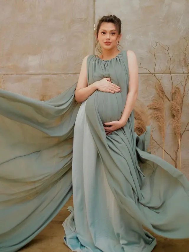 Viabel Callysta Aileen (https://www.instagram.com/p/CO5CrG6rEcU/)