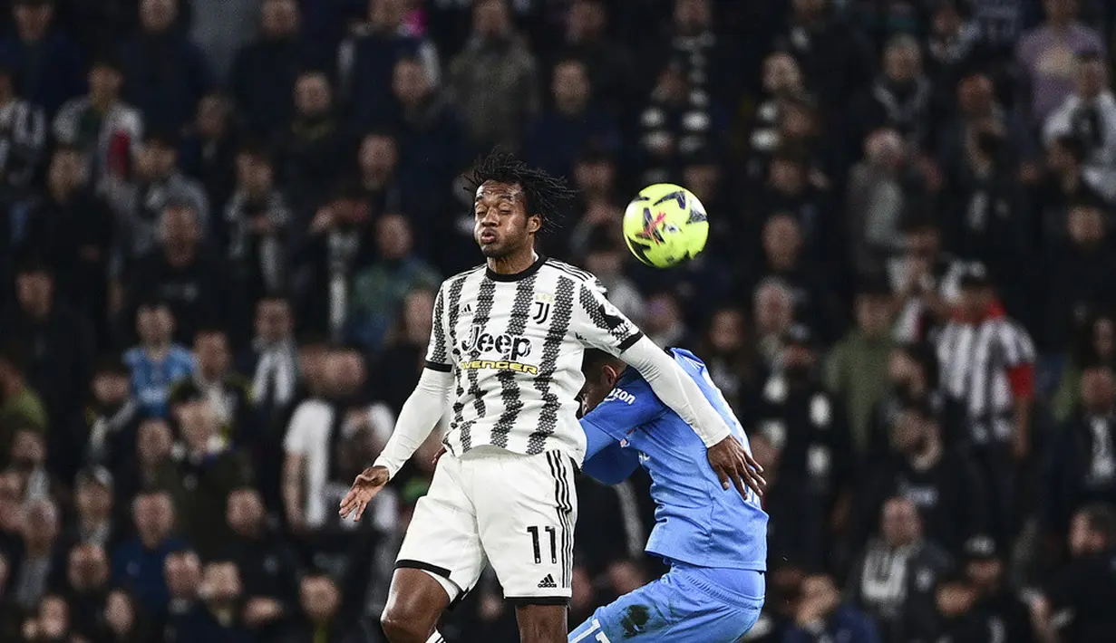 <p>Napoli meraih 78 poin alias unggul 17 dari peringkat dua Lazio. Juventus sendiri berada di posisi tiga dengan 59 poin. (Marco Alpozzi/LaPresse via AP)</p>