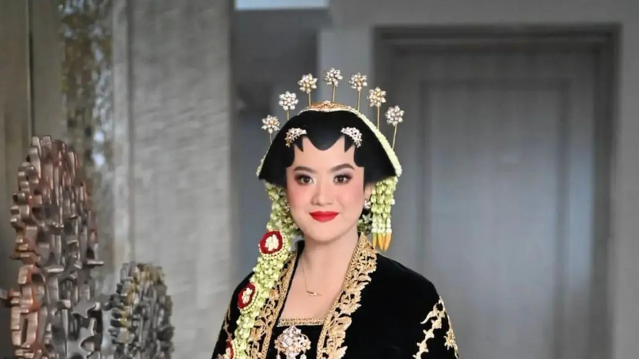 Kebaya Kutu Baru Mantu Sri Mulyani