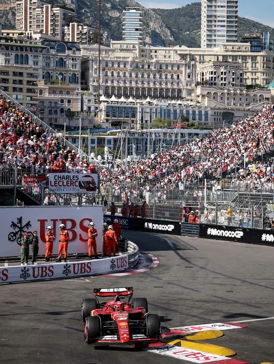 Saat ini, Charles Leclerc menempati posisi kedua klasemen sementara F1 2024 dengan 138 poin. (CLAUDIA GRECO/POOL/AFP)