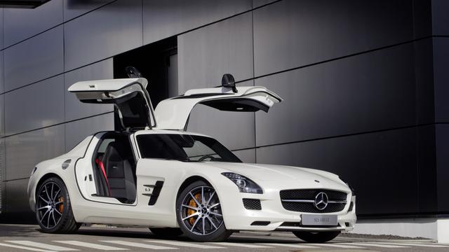 Mercedes-Benz SLS AMG