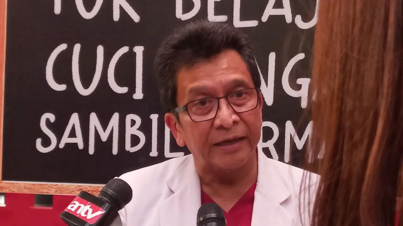 Pakar Penyakit Infeksi dan Tropis Anak, Prof. Dr. dr. Hinky Hindra Irawan Satari, Sp.A(K), M.Trop.Paed