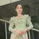Cinta Laura Tampil Anggun dalam Kebaya berpita. Dok.  Ivory Studio