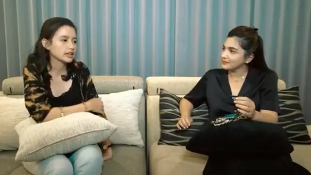 6 Momen Sarah Menzel dengan Keluarga Azriel Hermansyah, Sudah Akrab