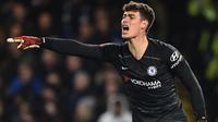 6. Kepa Arrizabalaga (80 juta euro) - Kiper Chelsea ini memiliki harga tinggi saat dilabuhkan Chelsea dari Athletic Bilbao pada 2018. Kepa Arrizabalaga dibeli Chelsea dengan nilai transfer seharga 80 juta euro. (AFP/Glyn Kirk)