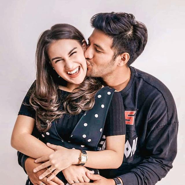 6 Deretan Artis Yang Menikah Siri Selain Ammar Zoni Dan Irish Bella Showbiz Liputan6 Com