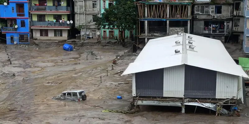 Banjir Bandang Tenggelamkan Kota Rangpo, Sikkim, India