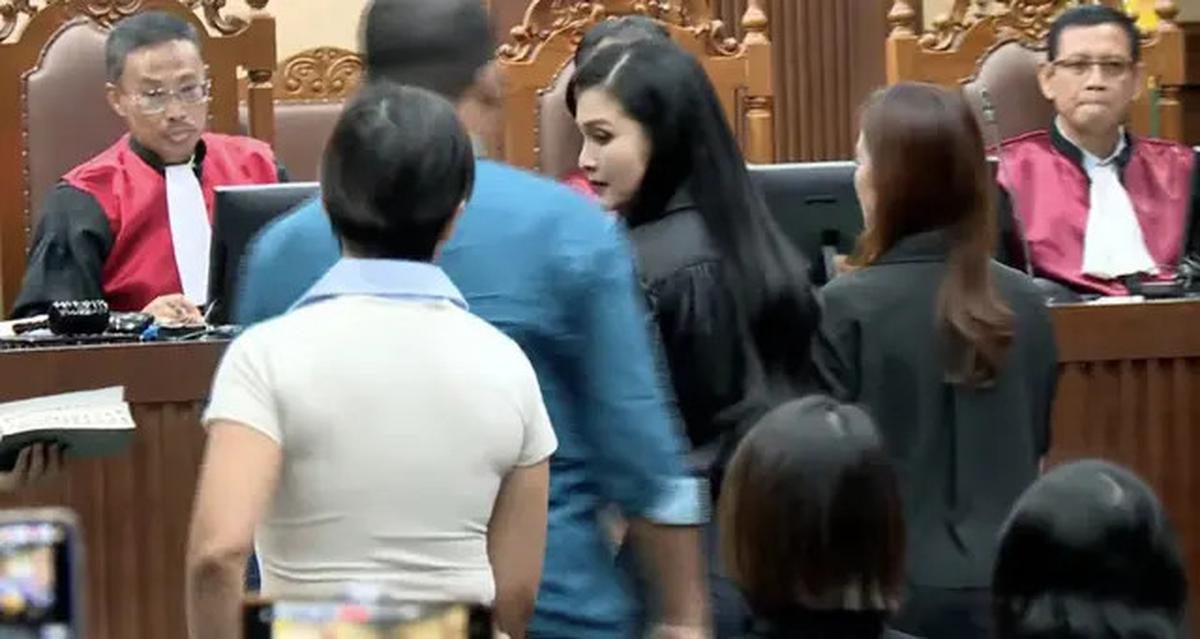 Sandra Dewi Ngotot 88 Tas Mewahnya Hasil Kerja Keras, Bawa Koper Berisi Berkas Endorsement Saat Sidang