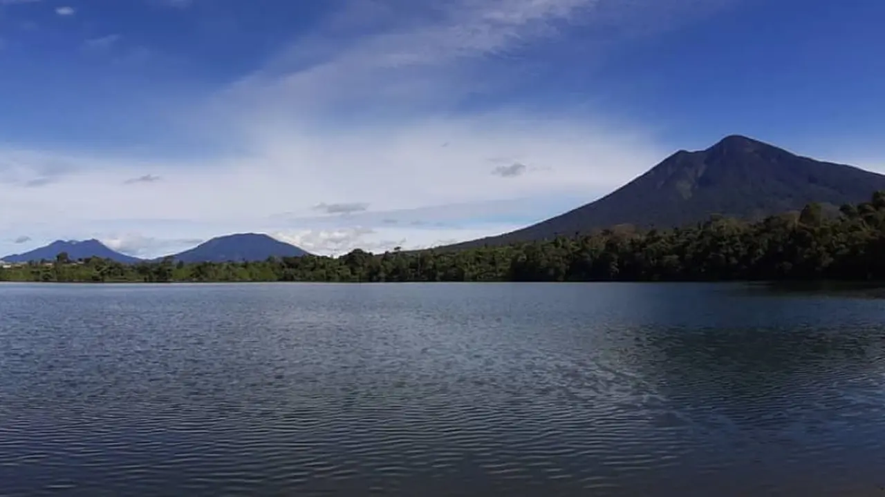 Gunung Sumbing di Jambi, Sumatra Selatan @agusejus