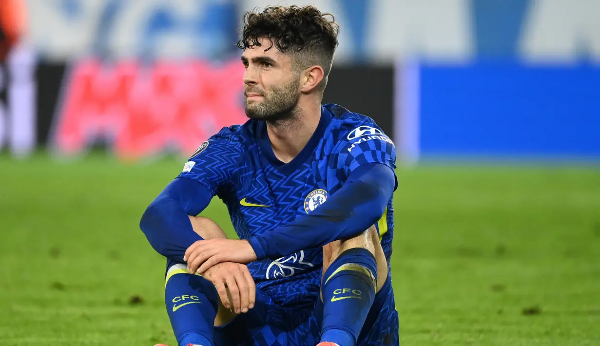 Christian Pulisic - Sering dihantam badai cedera membuat pemain berusia 23 tahun itu jarang terlihat di atas lapangan musim ini. Pemain asal Amerika Serikat itu baru dimainkan sebanyak empat kali dengan catatan 180 menit. (AFP/Jonathan Nackstrand)