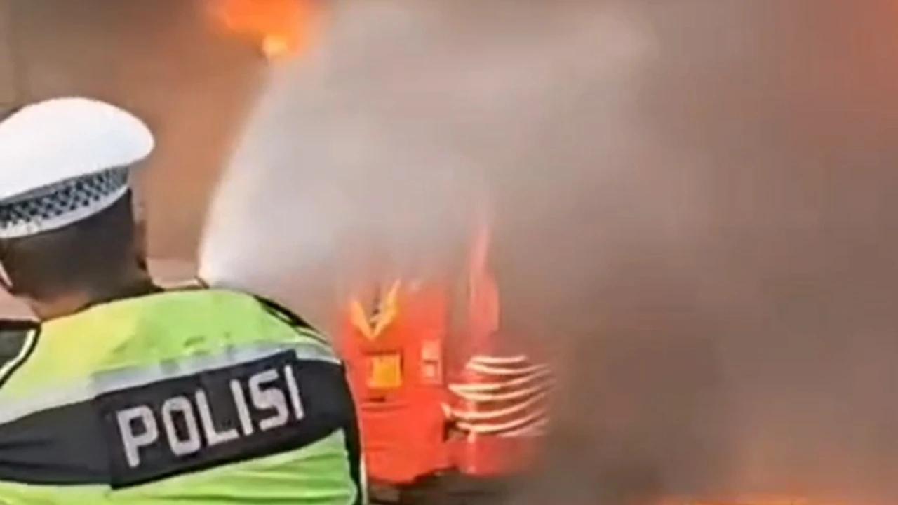 Bus Rombongan Peziarah Terbakar di Lampung, Begini Detik-Detik Menegangkan Evakuasi 34 Penumpang