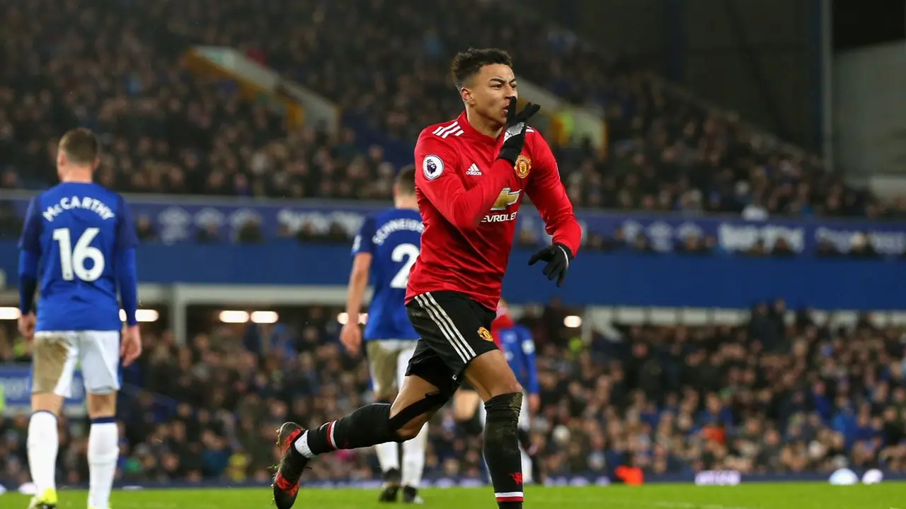 Everton v Manchester United