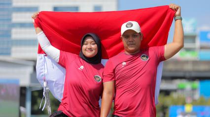 Tim panahan Indonesia kembali menorehkan prestasi dengan mempersembahkan medali perunggu di SEA Games 2025. (Bola.com/Bagaskara Lazuardi)