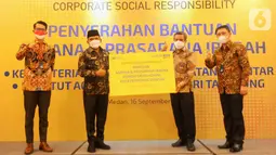 Bank BTN memberikan bantuan CSR berupa pembangunan kubah Masjid Al-Ikhlas di Kantor Kementerian Agama Kota Pematang Siantar dan mobil box yang bisa digunakan untuk pelayanan ibadah bagi umat kristiani di desa-desa kepada Institut Agama Kristen Negeri (IAKN). (Liputan6.com/HO/BTN)