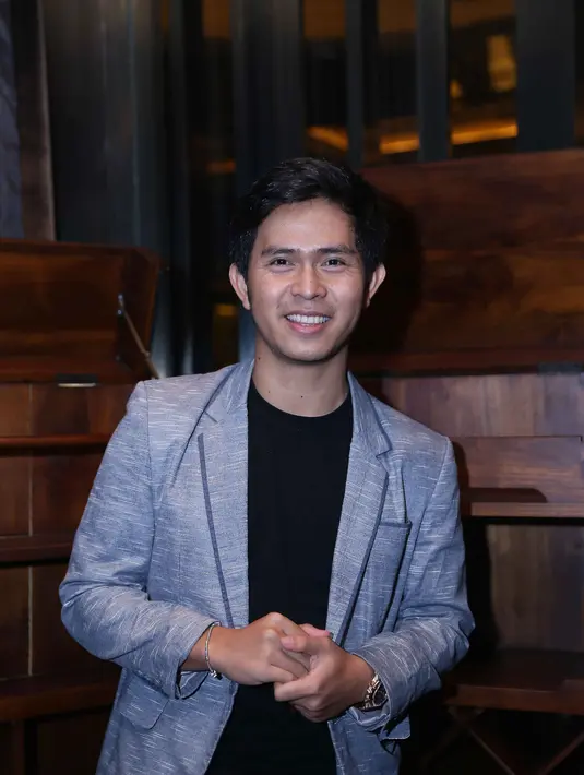 Ia berharap lagunya bisa mendorong penonton mengikuti kisah  inspirasi dalam film Rudy Habibie. (Nurwahyunan/Bintang.com)