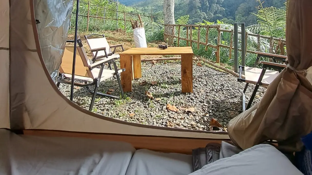 Isi Liburan Nataru dengan Kemping Ekslusif Berlatar Punggung Gunung Pangrango Bersama Anak-Anak