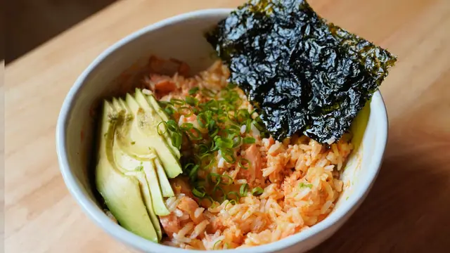 Salmon Rice Bowl.