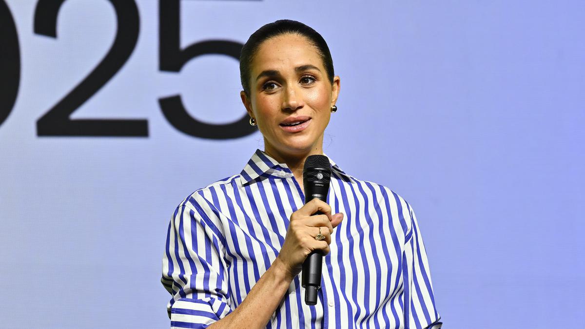 Meghan Markle Blak-blakan Alasan Tutup Kolom Komentar Instagramnya