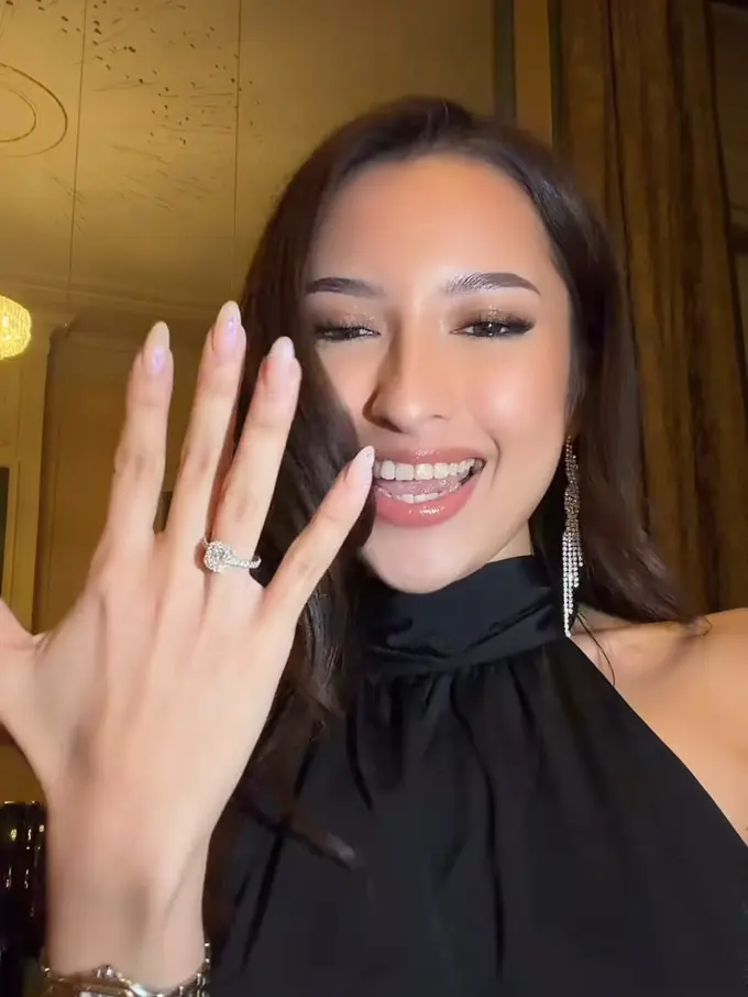 Jennifer Coppen Dilamar Justin Hubner. [@jennifercoppenreal20]