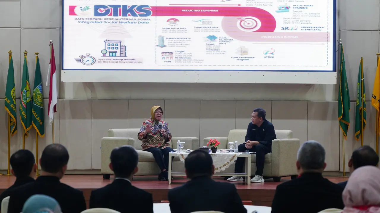 Tri Rismaharini.