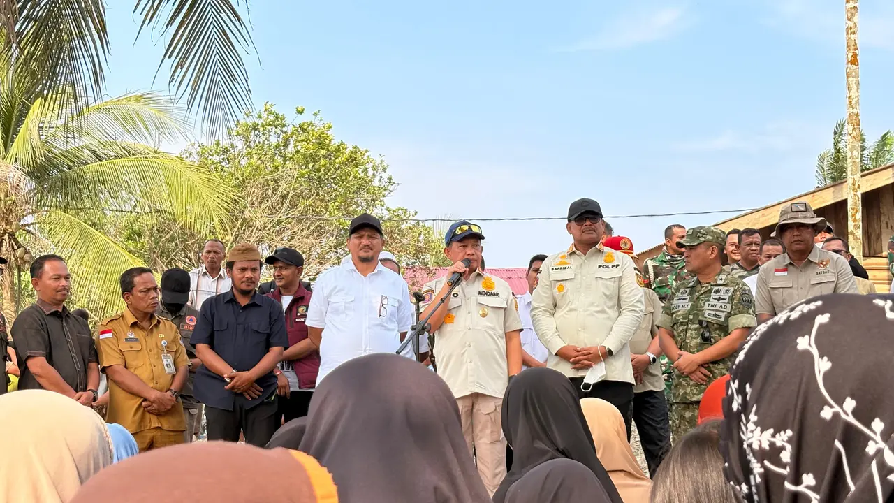 Mendagri Tito Karnavian mengunjungi Desa Sekumur, Kecamatan Sekerak, Kabupaten Aceh Tamiang