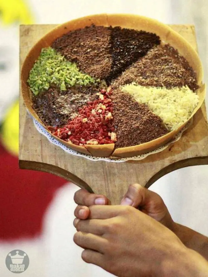 Rendah Hati, Begini Cara Putra Jokowi Pasarkan Martabak di Medsos