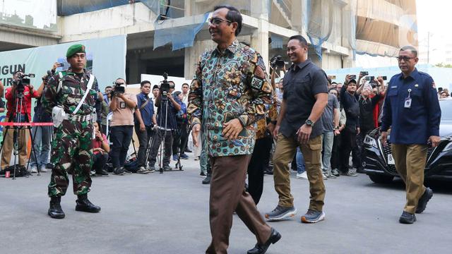 Ganjar-Mahfud Jalani Tes Kesehatan di RSPAD