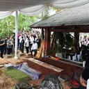 Suasana TPU Karet Bivak Jelang Pemakaman Guruh Soekarnoputra