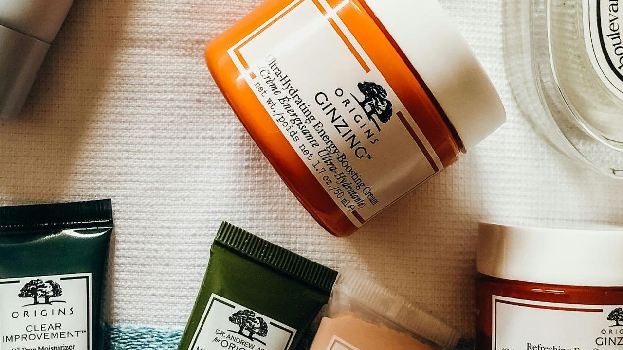 Cara Menggunakan Skincare dengan Urutan yang Benar