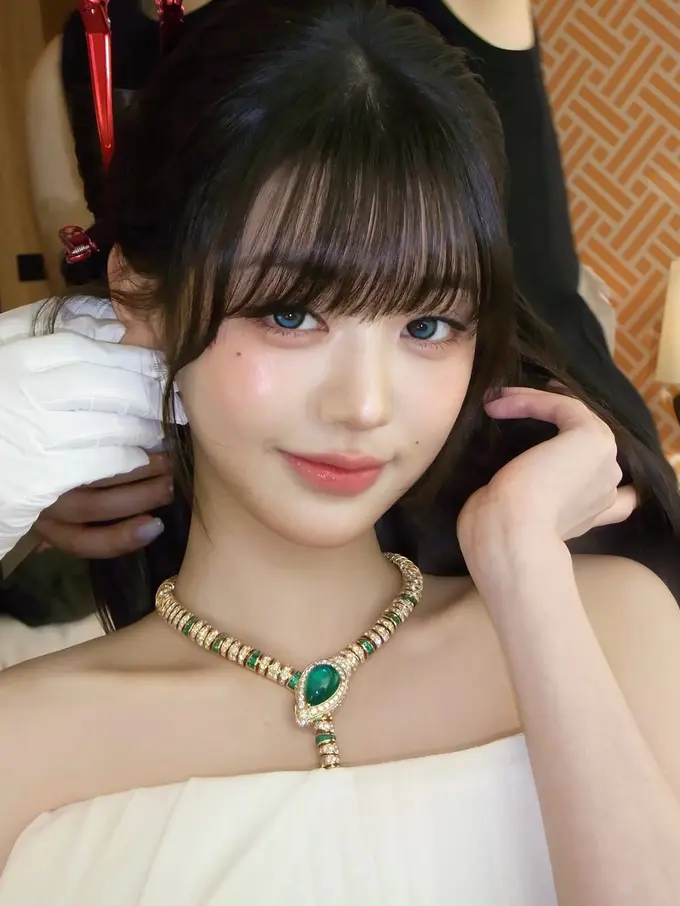 Wonyoung IVE Curi Atensi dengan Riasan Bak Boneka dan Rambut Pita, Dipuji Bak Princess di Acara Bvlgari Jepang
