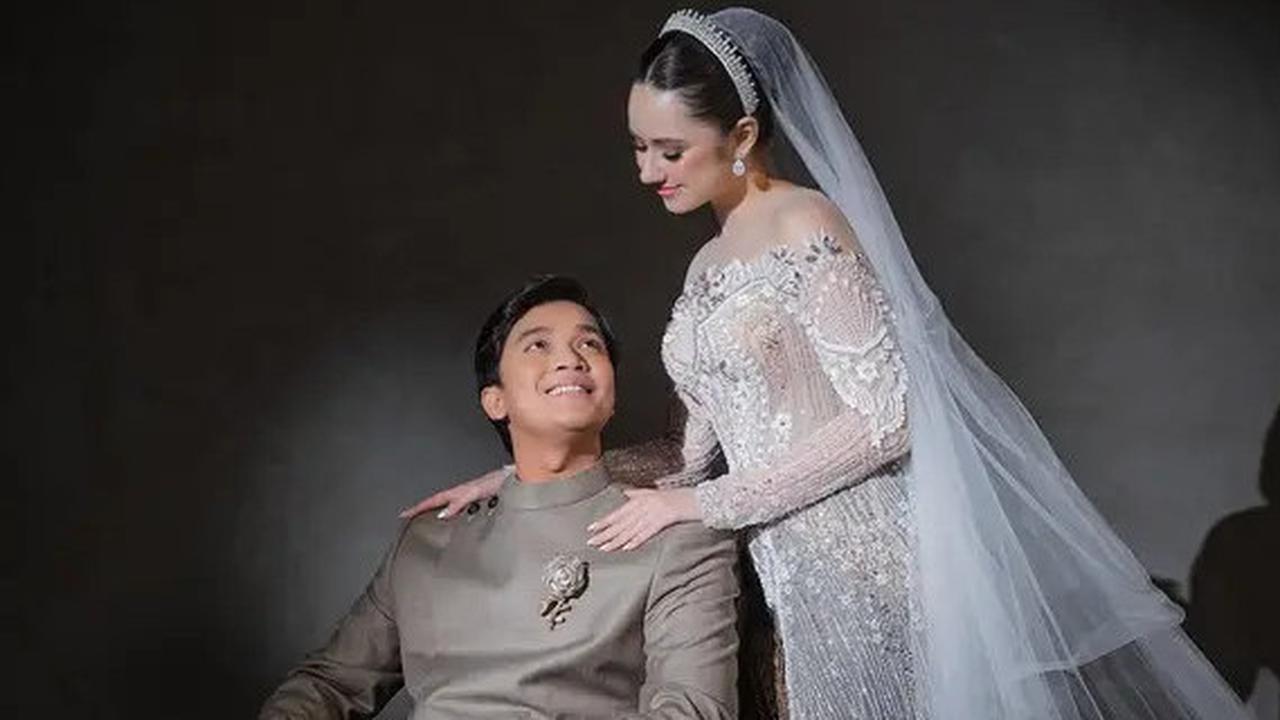 6 Potret Gaya Vika Kolesnaya Istri Billy Syahputra Jadi Model Gaun Pengantin, Bikin Pangling