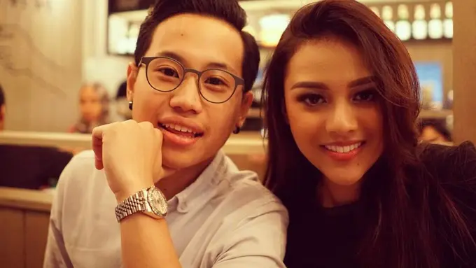 [Bintang] Bikin Baper Massal, Intip 5 Potret Mesranya Gaya Pacaran Aurel Hermansyah-Rabbani Zaki