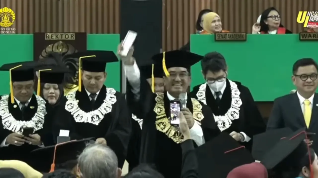 Rektor UI Heri Hermansyah Diteriaki ‘Zionis’ saat Wisuda Mahasiswa