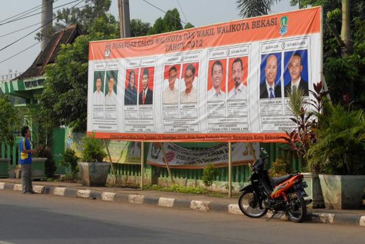 Spanduk Pilkada Bekasi dipublikasikan