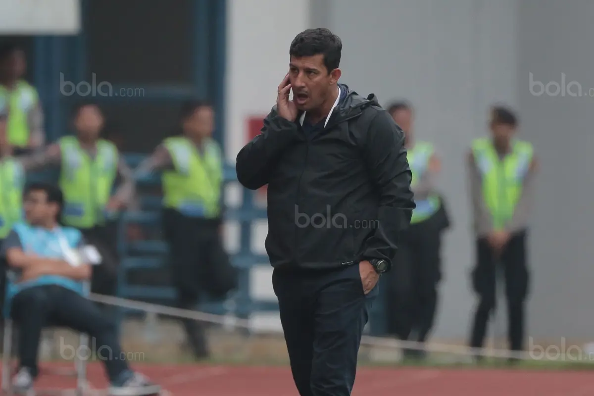 Persebaya Surabaya, PSPS Riau, Liga 1 Indonesia, Bola.com, Angel  Alfredo Vera