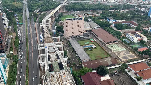 Pantauan titik banjir Jakarta dari udara yang dilakukan Kepala BNPB Letjen TNI Doni Monardo, Gubernur DKI Jakarta Anies Baswedan, dan Menteri PUPR Basuki