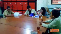 Relawan UGM Mendata Ulang Warga Miskin di Kudus