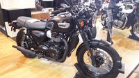 Triumph Bonneville T100 Black di IIMS 2018