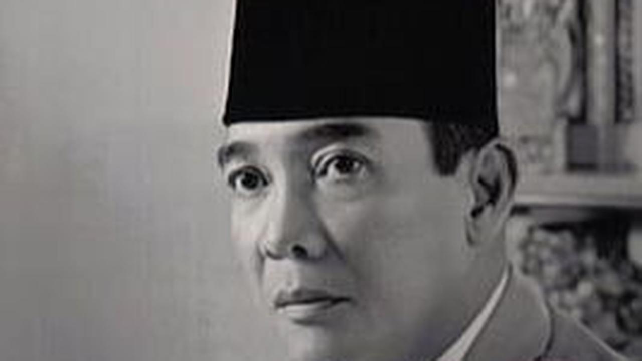 Makna Kalimat Beri Aku 10 Pemuda Niscaya Akan Kuguncangkan Dunia dari Presiden Soekarno