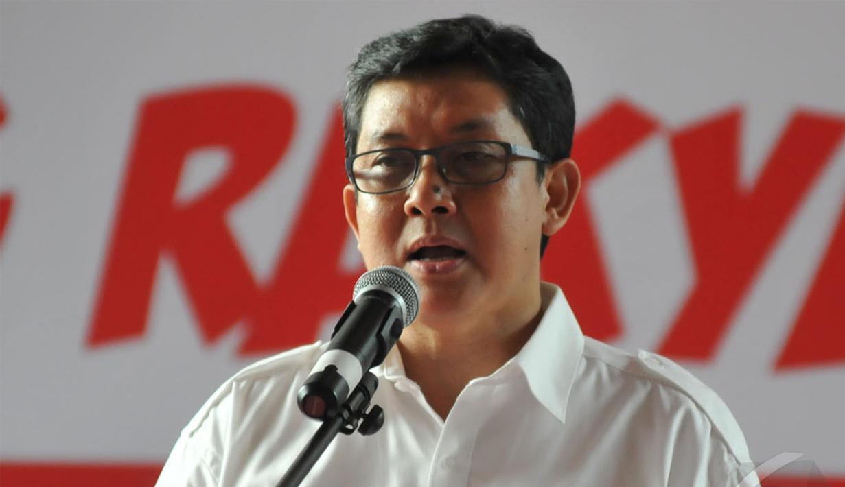 Ketua Umum Ikatan Sarjana Nahdlatul Ulama (ISNU) Ali Masykur Musa nyatakan dukungan kepada Prabowo-Hatta, Jakarta, Rabu (28/5) (Liputan6.com/Johan Tallo).