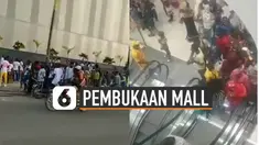 Sebelum mal resmi di buka untuk umum terlihat cukup panjang antrean yang mengular.