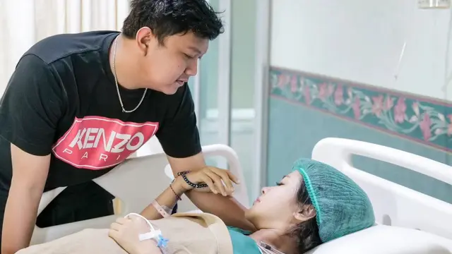 7 Artis dan Seleb yang Melahirkan di Tahun 2024, Diselimuti Aura Bahagia Luar Biasa